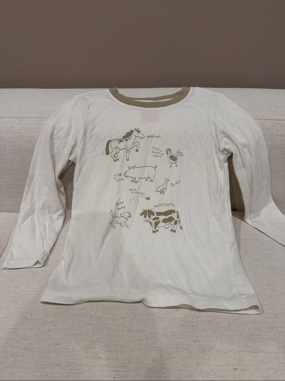 Cat and Jack farm animal shirt size 5T